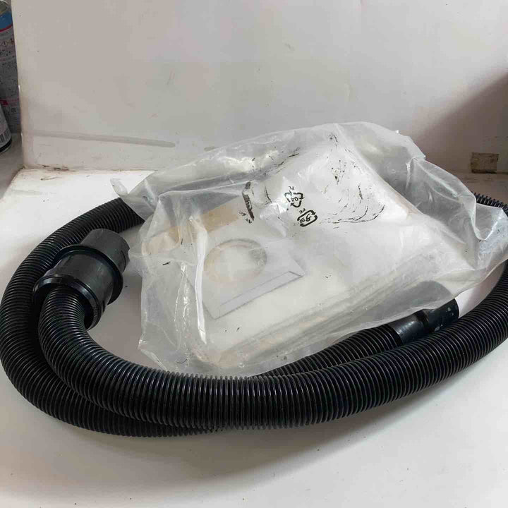 ◇マキタ(makita) コードレス背負集じん機 VC009GZ【川崎店】