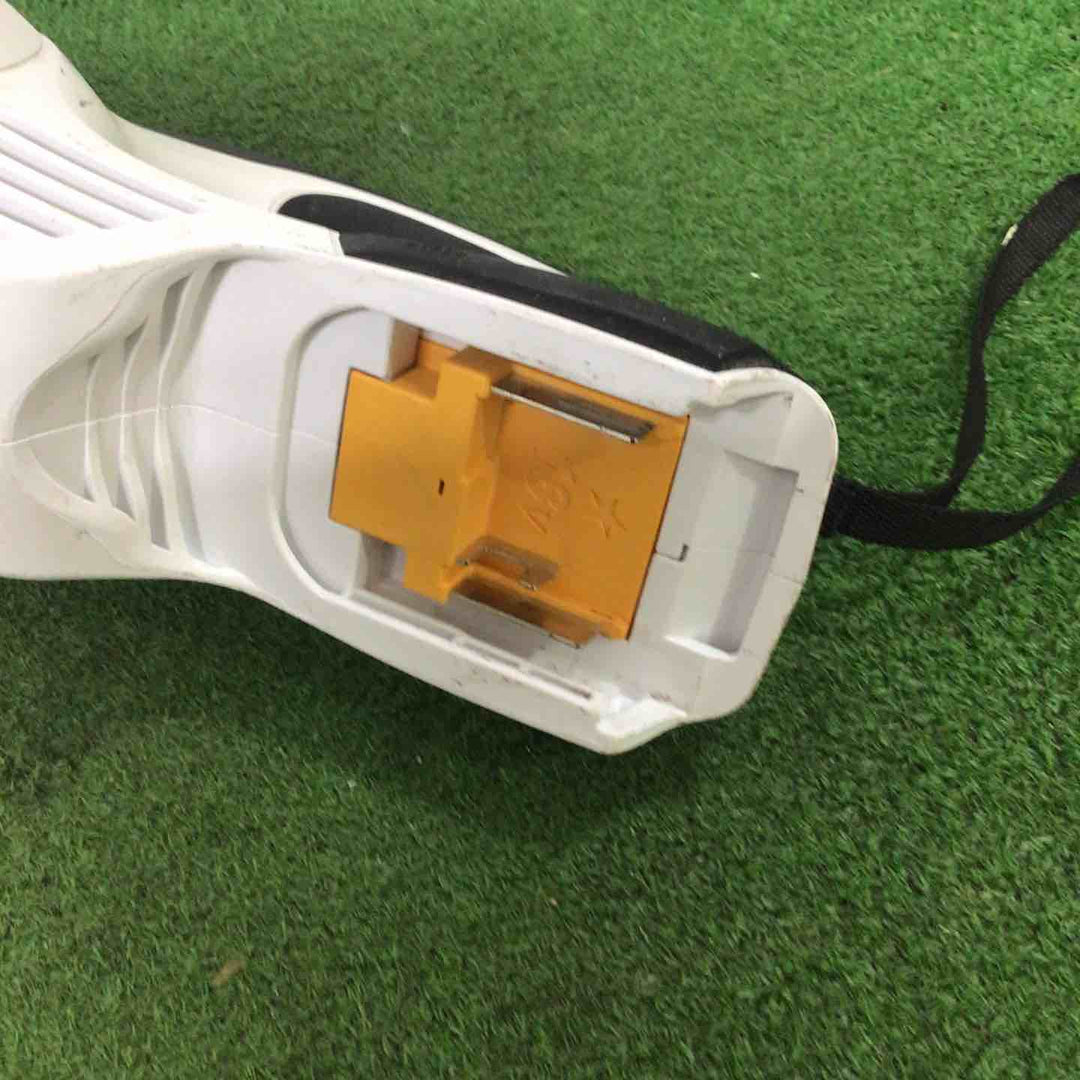 ☆マキタ(makita) コードレスクリーナー CL181FDZW【町田店】