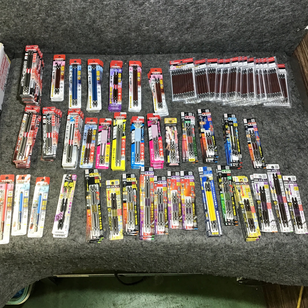 【未使用・大特価まとめ売り!】ビット約915本 211パックまとめ売り 六角軸6.35mm インパクトドライバー用 メーカー・サイズ・数量混合【桶川店】