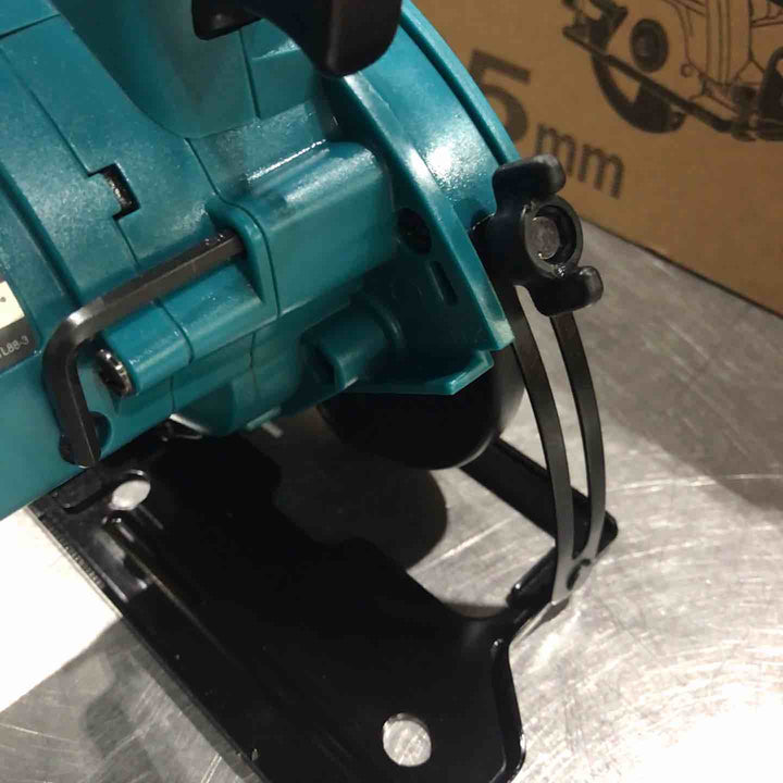 ★マキタ(makita) コードレスマルノコ HS301DSH【川口店】