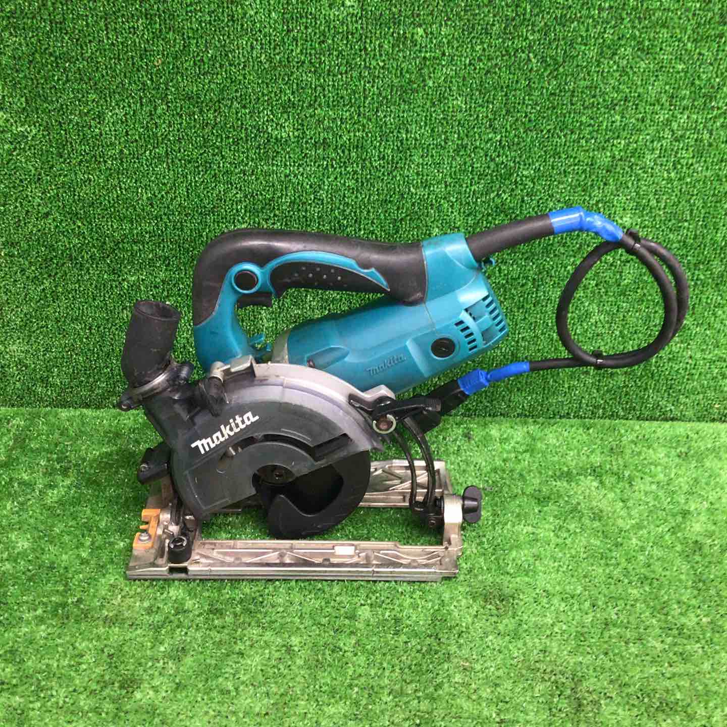Makita - ▼▼MAKITA マキタ 丸のこ コード式 本体のみ KS5200FX グリーン 現状品】 マキタ/makita 防じん丸のこ KS5200FX 【鴻巣店