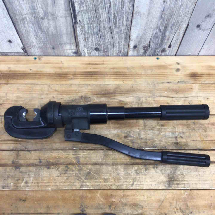 泉精器(IZUMI)  手動油圧式圧着圧縮工具 15号B 【東大和店】