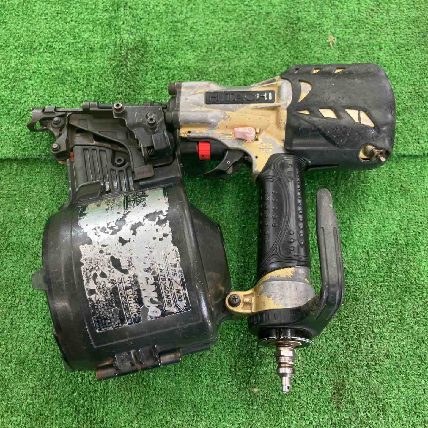 現状品・エア漏れあり】 日立 90mm 高圧エア釘打ち機 NV90HMC 【桶川店 