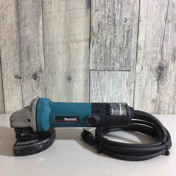☆マキタ(makita) 125mm ディスクグラインダ 9535B【戸田店】
