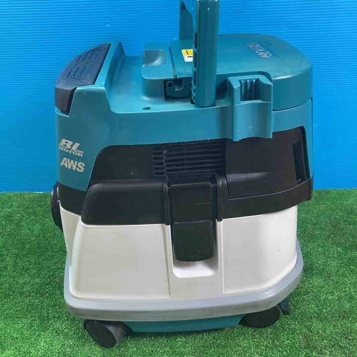 ★マキタ(makita) 粉じん専用 コードレス集じん機 VC867DZ【岩槻店】