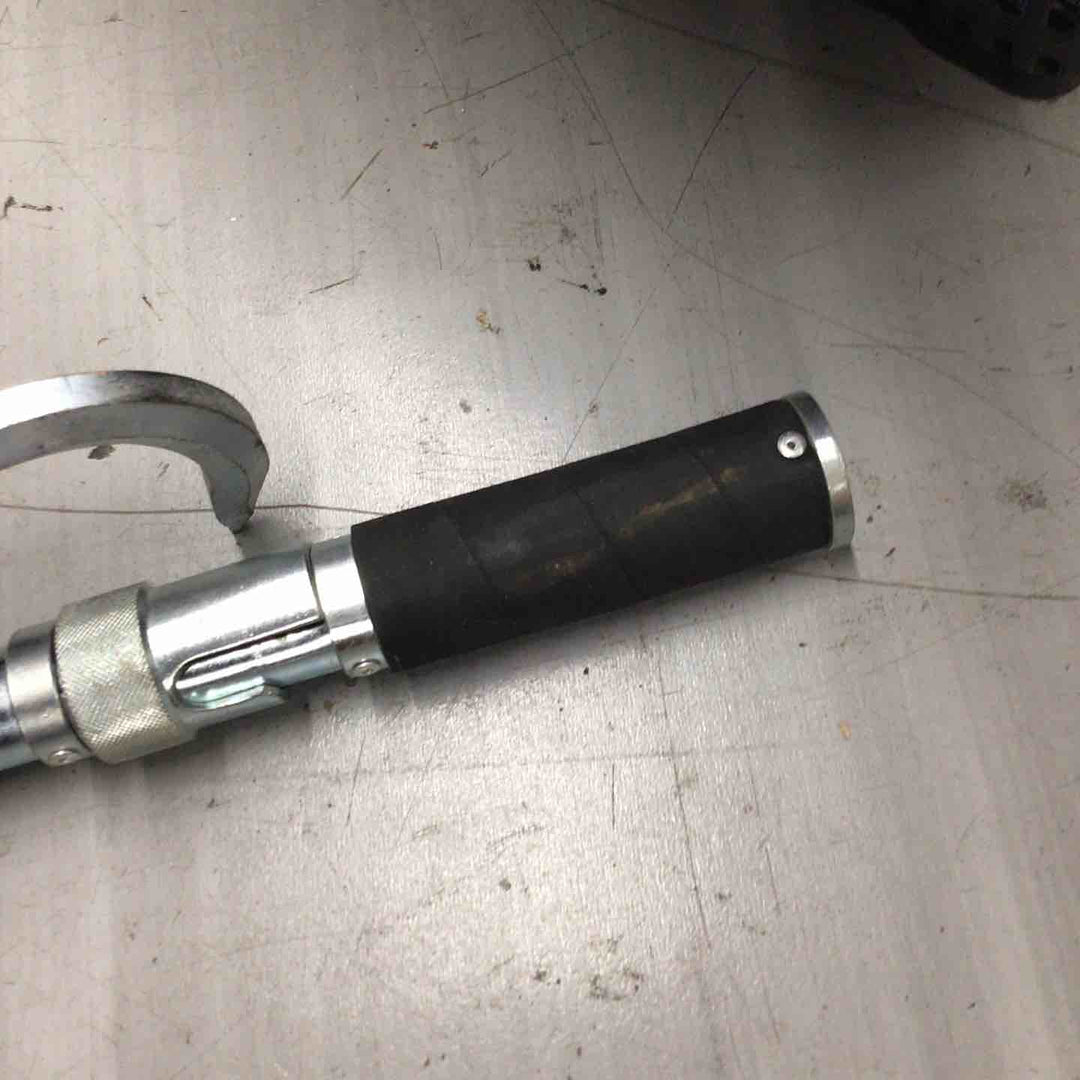 マンホールオープナー マンホールを開ける道具です メーカー不明【戸田店】