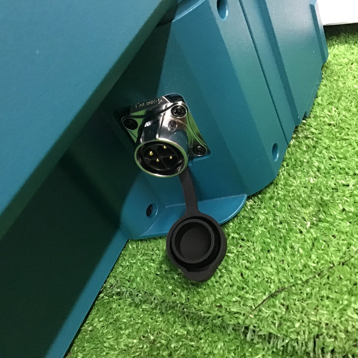 ★マキタ(makita) 多口充電器 BCC02【桶川店】