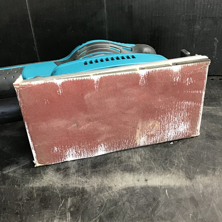 〇マキタ(makita) 仕上げサンダ B03710【草加店】