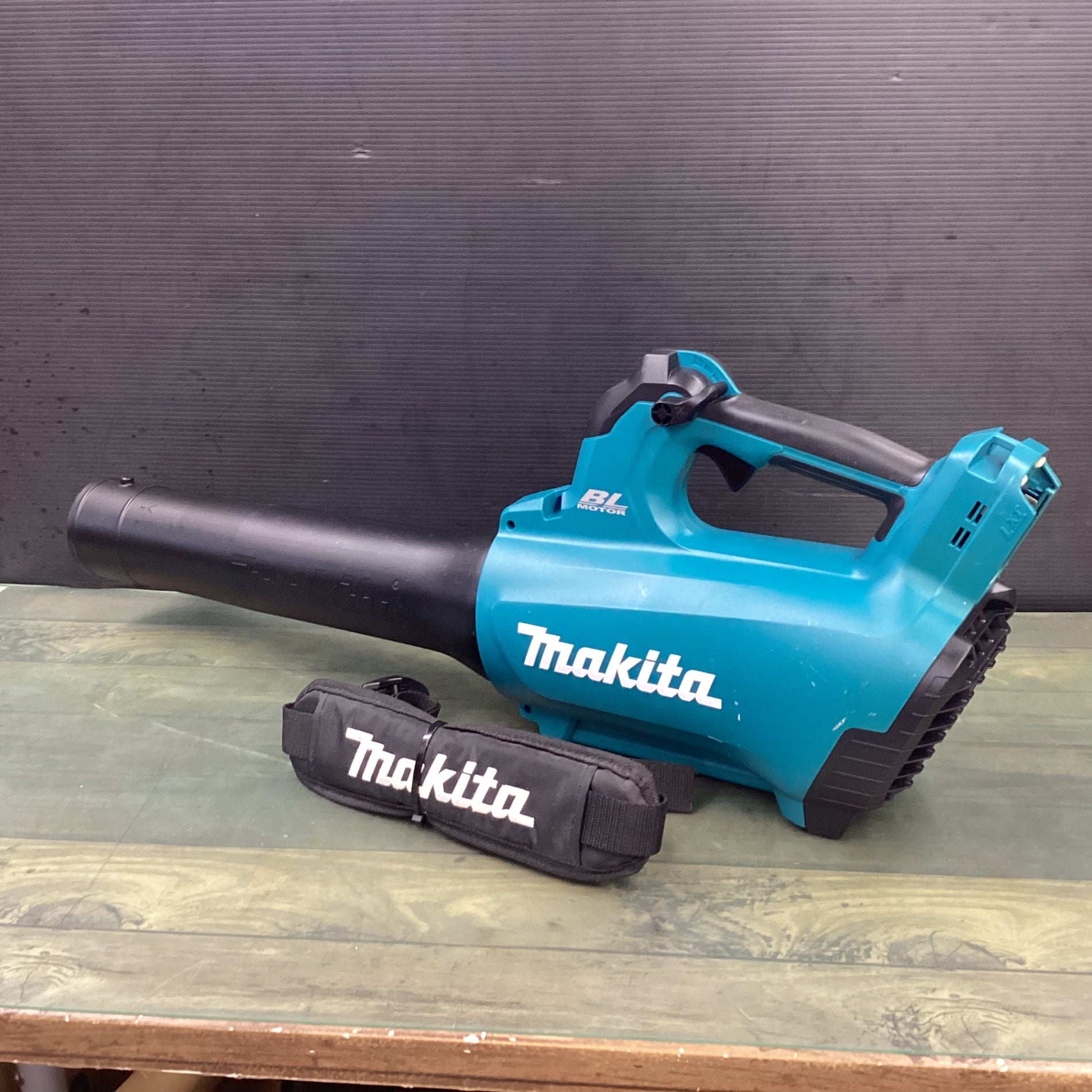 ☆ マキタ(makita) コードレスブロワ MUB184DZ 【東大和店
