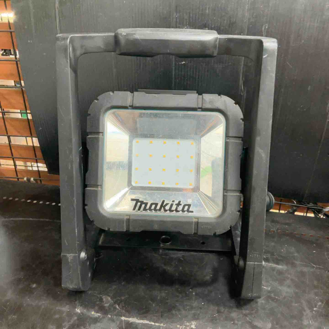 ★マキタ(makita) コードレスLEDスタンドライト ML805【草加店】