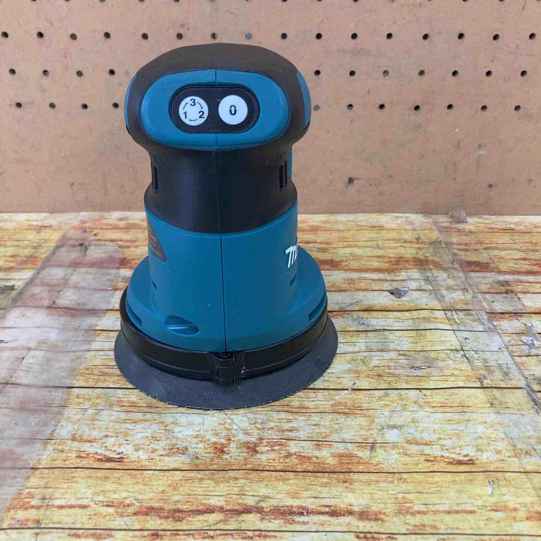 マキタ(makita) コードレスランダムオービットサンダ BO180DZ【川崎店】