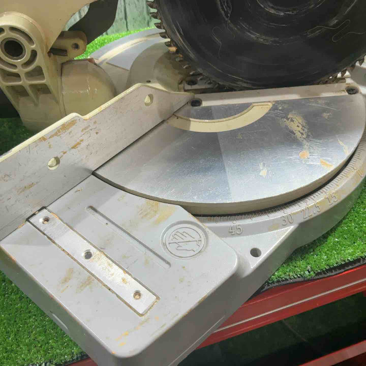 ☆マキタ(makita) 卓上マルノコ 216mm LS0840F【川口店】