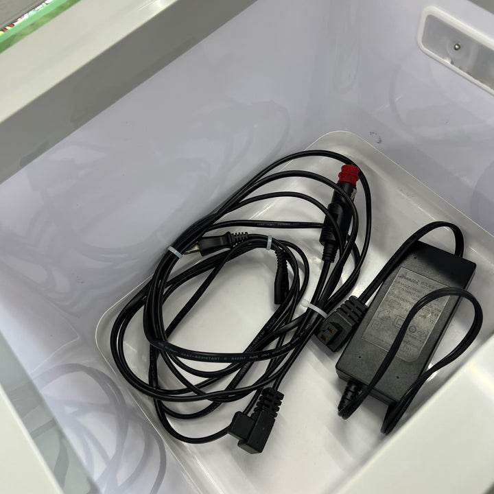 ★マキタ(makita) コードレス冷温庫 CW180DZ【桶川店】