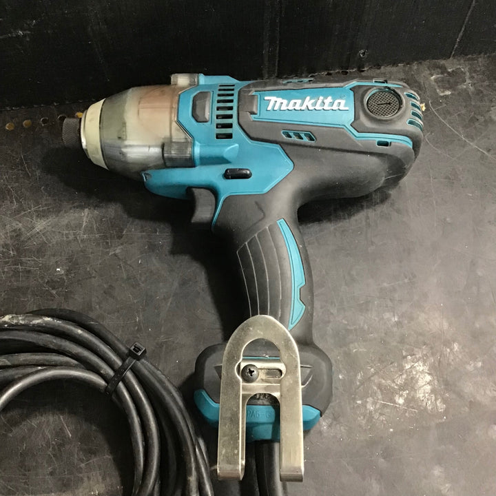 ☆マキタ(makita) インパクトドライバ TD0220【草加店】
