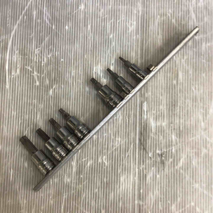 スナップオン(Snap-on) トルクスソケット FTXR27×2,30,40,50E・TTXR10,20E 7点セット【草加店】