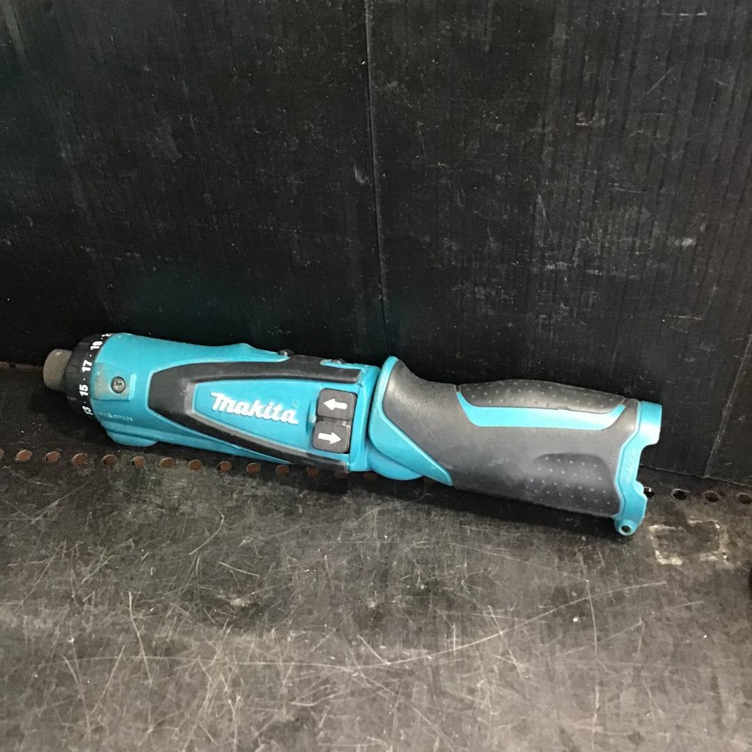 ☆マキタ(makita) コードレスペンドライバドリル DF010DS【草加店】