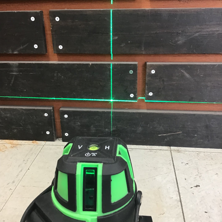 【現状品】 メーカー不明 グリーンレーザー墨出し器 【鴻巣店】