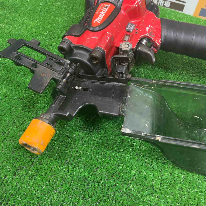 ★マキタ(makita) 高圧エア釘打ち機 AN511HB【草加店】