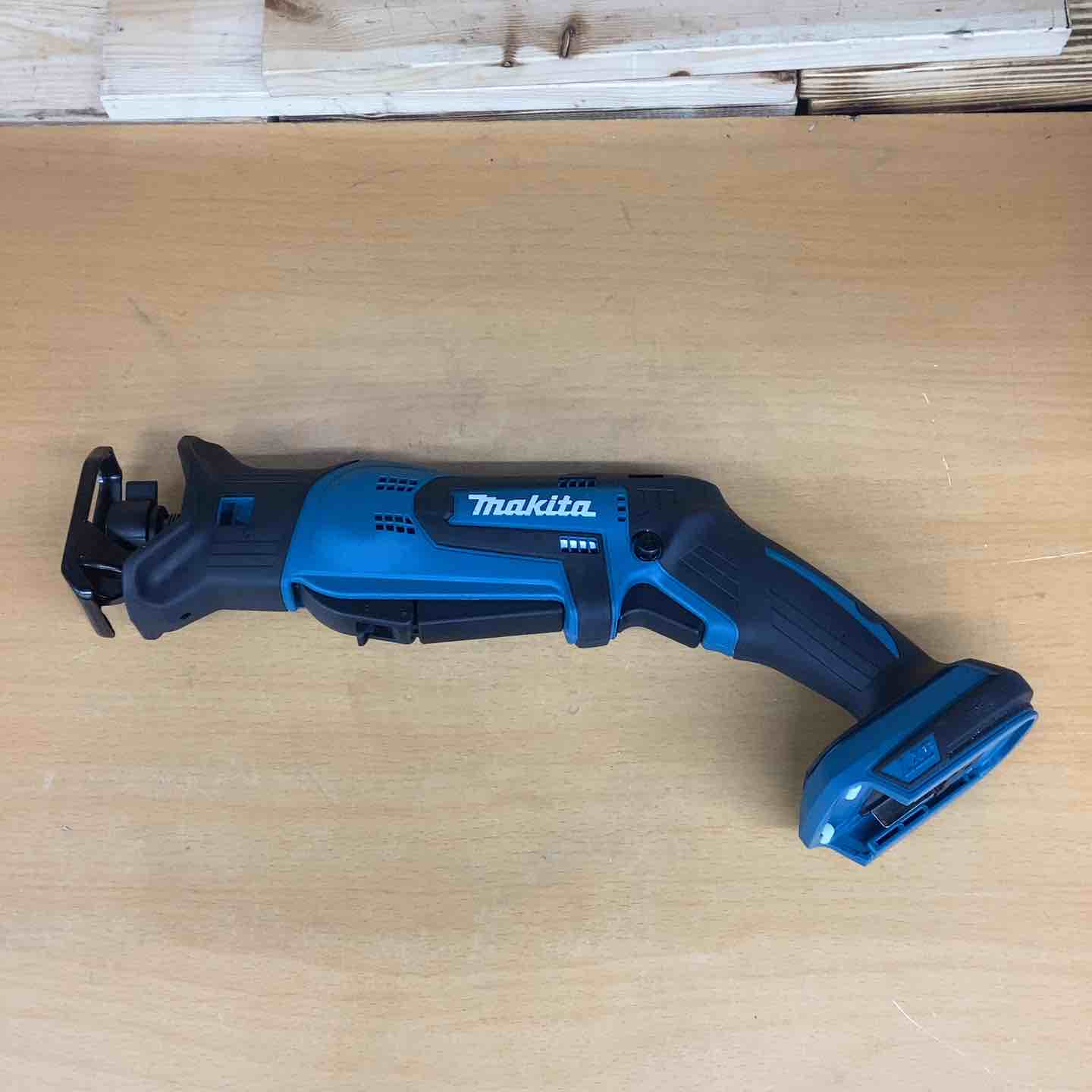 ★マキタ(makita) コードレスレシプロソー JR184DZT【越谷店】 ☆マキタ(makita) コードレスレシプロソー JR184DZT【越谷店