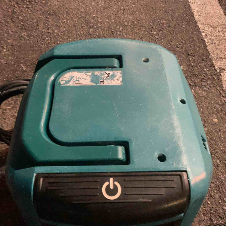 ★マキタ(makita) 集じん機 乾式 VC0840【町田店】