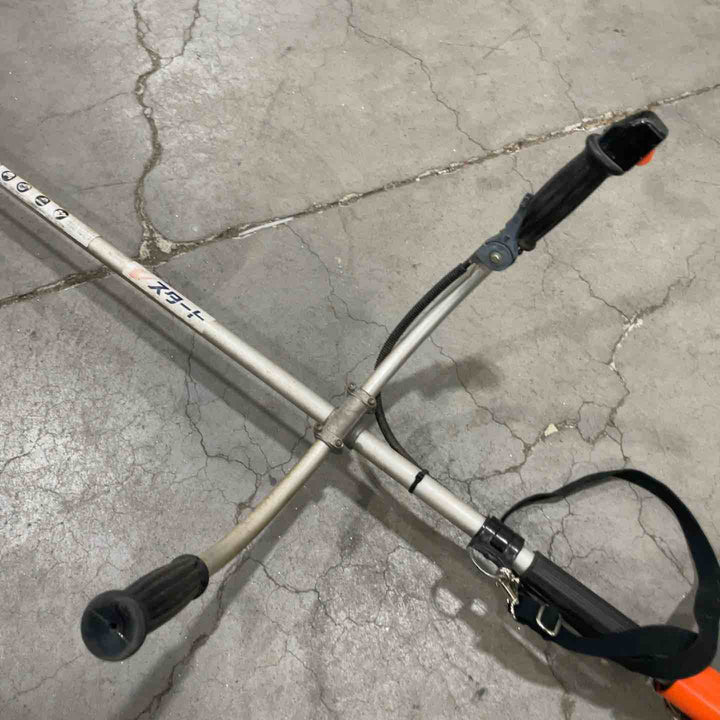 【店頭受取り限定】共立 エンジン刈払い機 SRE2650G【川口店】