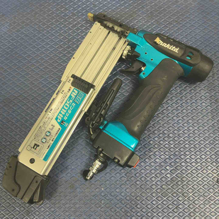 ★マキタ(makita) 高圧ピンネイラ AF501HPM【草加店】