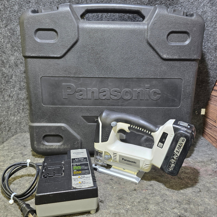 【中古品・バッテリ、充電器付き!】パナソニック(Panasonic) コードレスジグソー EZ4541LN1S-B(黒)【桶川店】