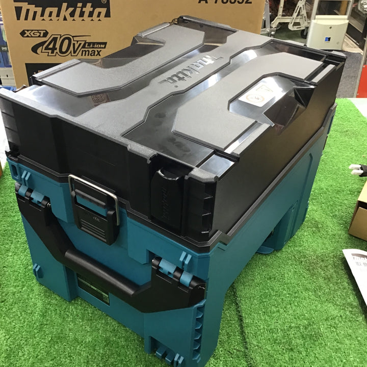 ★マキタ(makita) 多口充電器 BCC02【桶川店】
