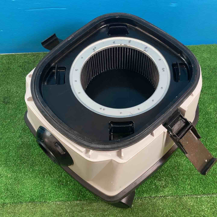 【店頭受取り限定】★マキタ(makita) 集じん機 乾式 484(P)【岩槻店】
