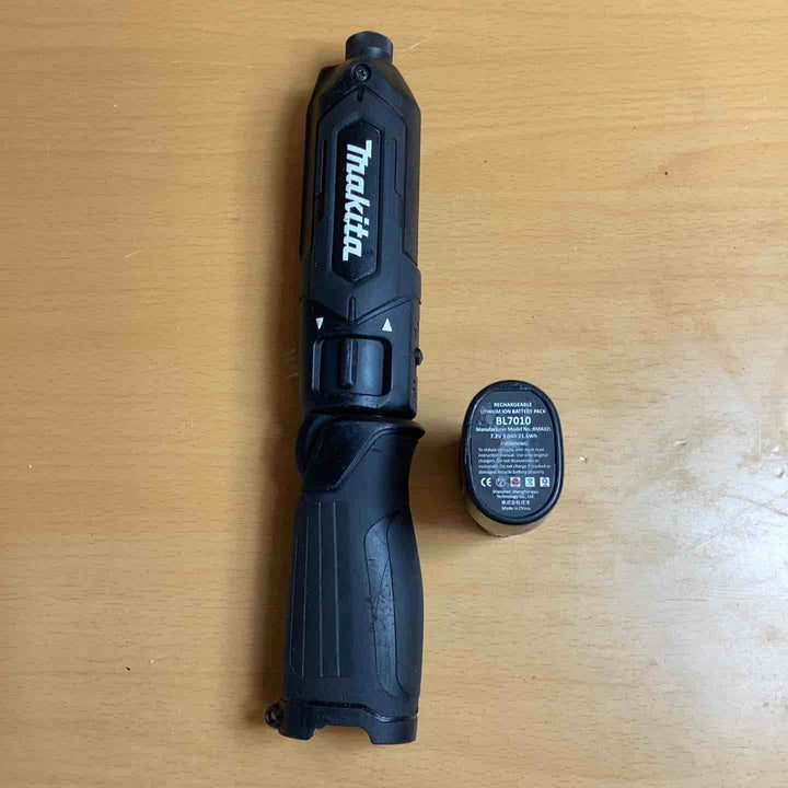 ☆マキタ(makita) コードレスペンインパクトドライバー TD022DZB【越谷店】