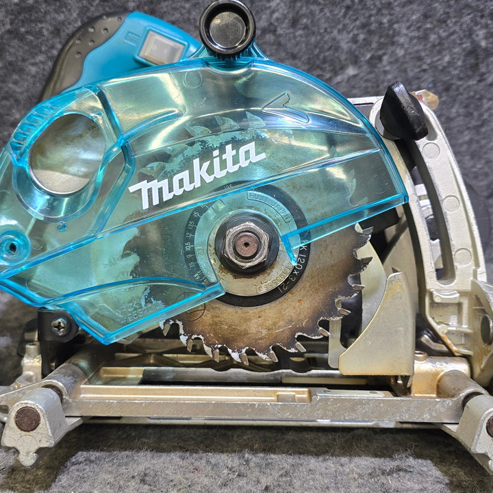 【中古品・カッタカバー新品!】マキタ(makita) 小型ミゾキリ 溝切  3005BA【桶川店】