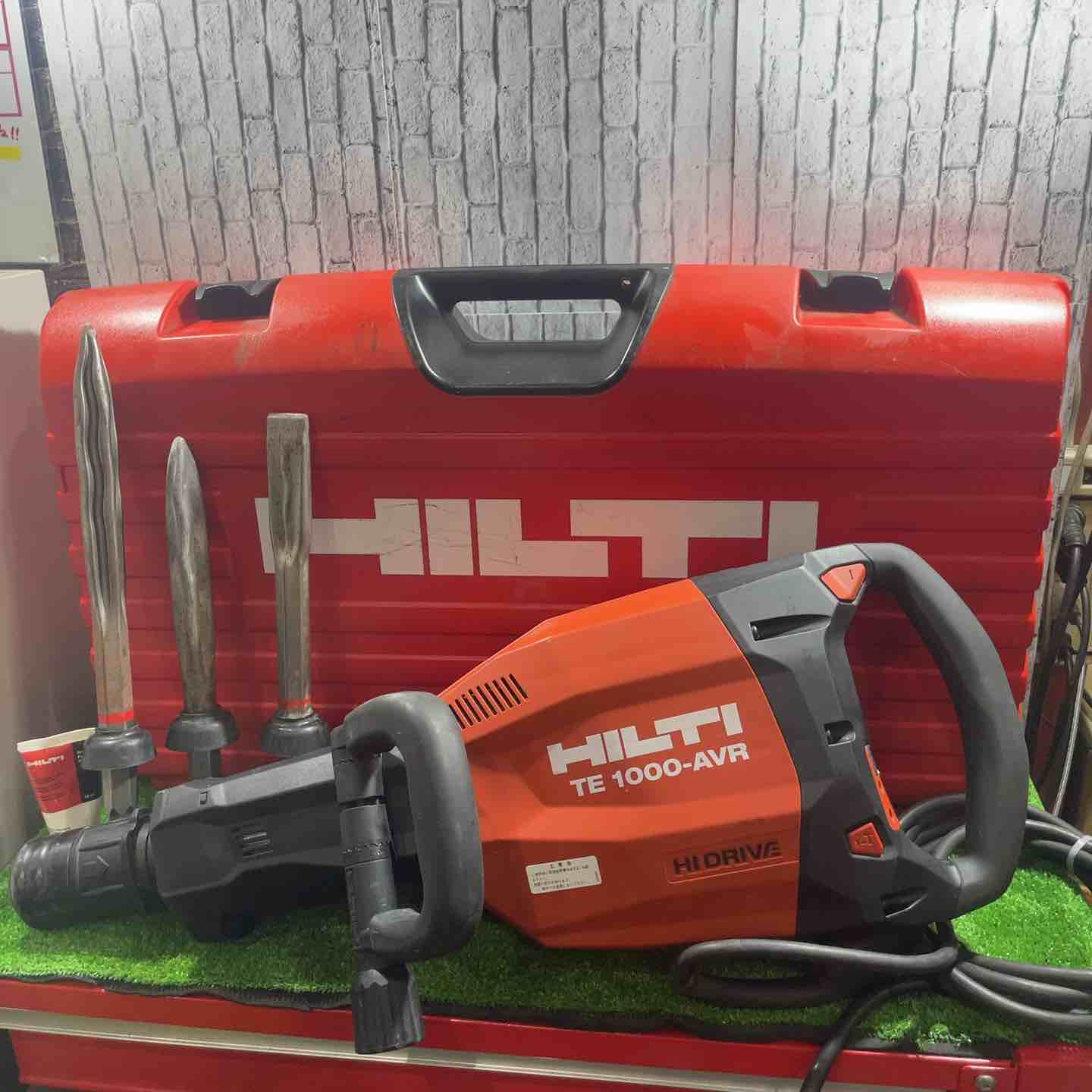 店頭受取り限定】☆ヒルティ(Hilti) コード式ハツリ機 TE1000-AVR 