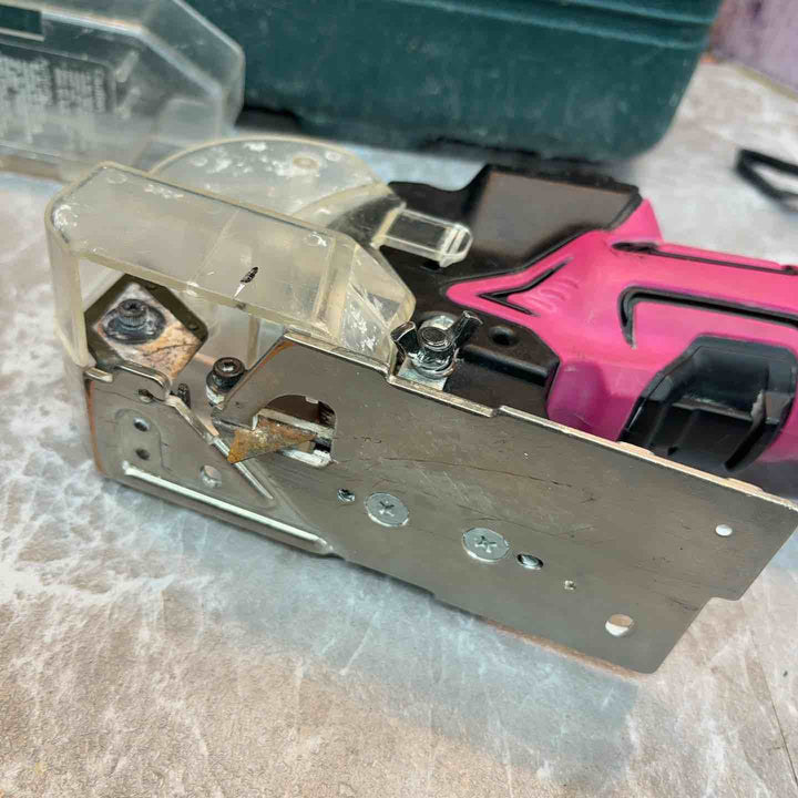 ◇ハイコーキ(HIKOKI ※旧:日立工機)  14.4Vコードレスナイフカッタ CK14DSL(LSCK)【八潮店】