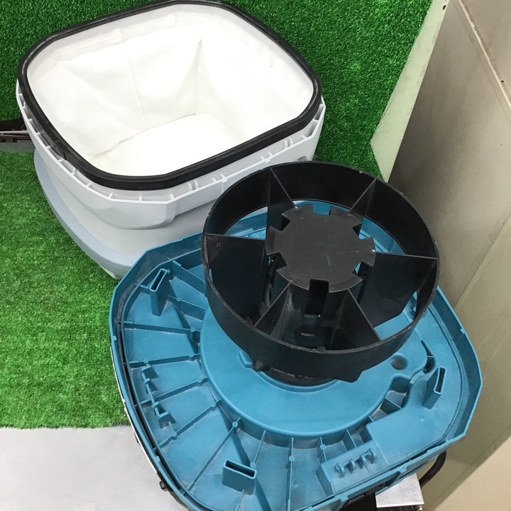 ★マキタ(makita) 集じん機 乾湿両用 VC0820 ホース欠品 【桶川店】