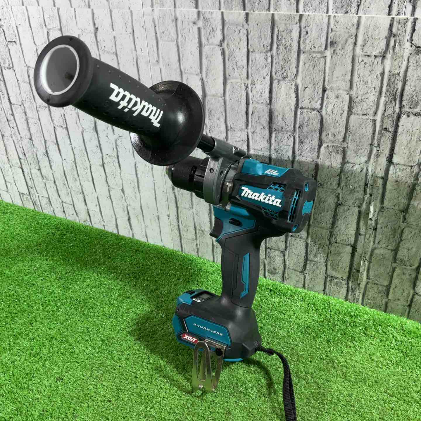 ☆マキタ(makita) コードレス振動ドリルドライバー HP001GZ【川口店