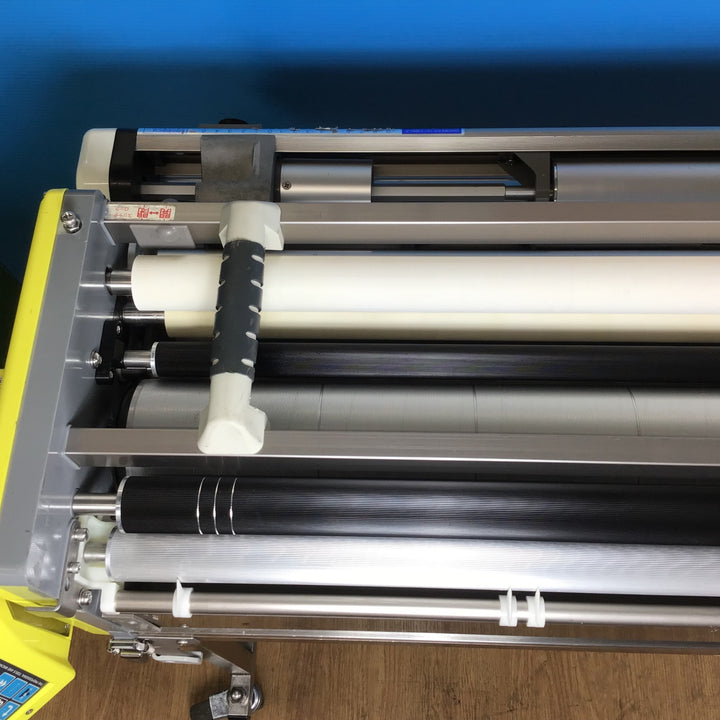 【美品/店頭受取り限定】★極東産機 自動壁紙糊付機 PrimeμⅢ μ3【岩槻店】