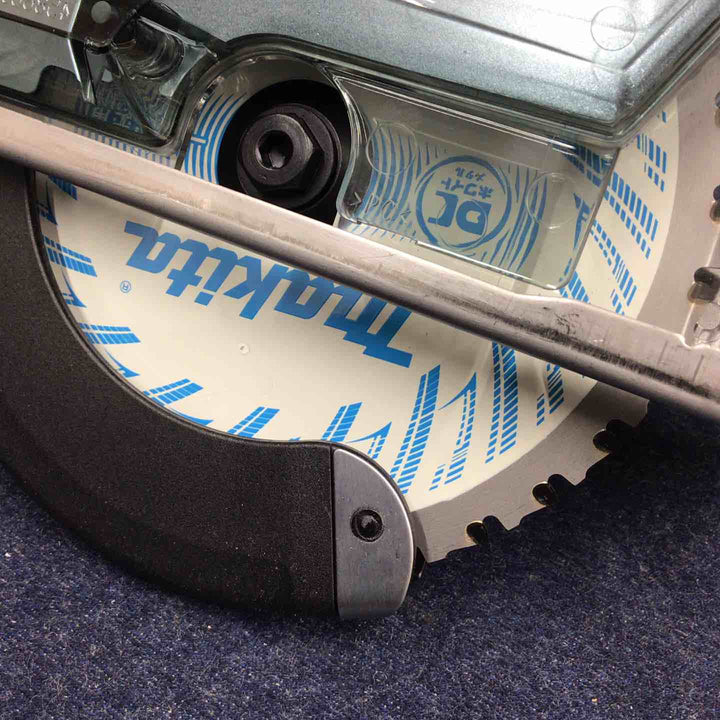 ◇マキタ(makita) コードレスチップソーカッタ CS553DZS【八潮店】