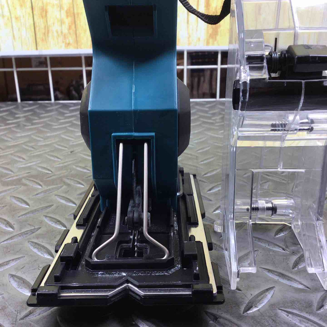 ★マキタ(makita) コードレスボードカッタ SD180DZ【川崎店】