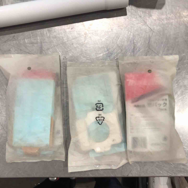 ★マキタ(makita) コードレスクリーナー CL182FDRFW【川口店】