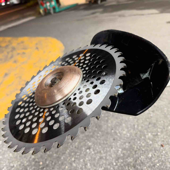 【中古・店頭受取り限定】 ゼノア ZENOAH 34cc エンジン刈払機 BC3410EZ 2サイクル 草刈機 新品刃取付け 【桶川店】