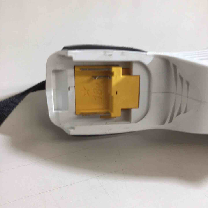 ☆マキタ(makita) コードレスクリーナー CL181FDZW【戸田店】