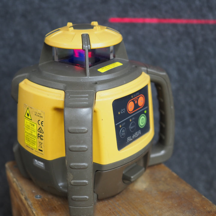 【中古品】トプコン/TOPCON 乾電池式ローテーティングレーザー RL-H5ADB (乾電池モデル)【鴻巣店】