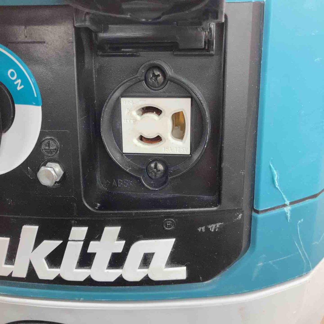 ★マキタ(makita) 集じん機 乾式 VC0830【八潮店】