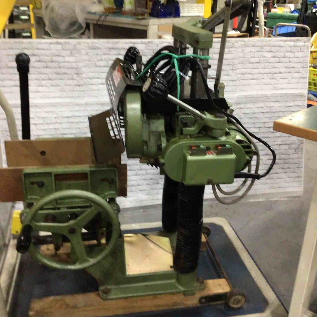 【店頭受取り限定】◇マキタ(makita) 小型ホゾキリ 5500S【川口店】