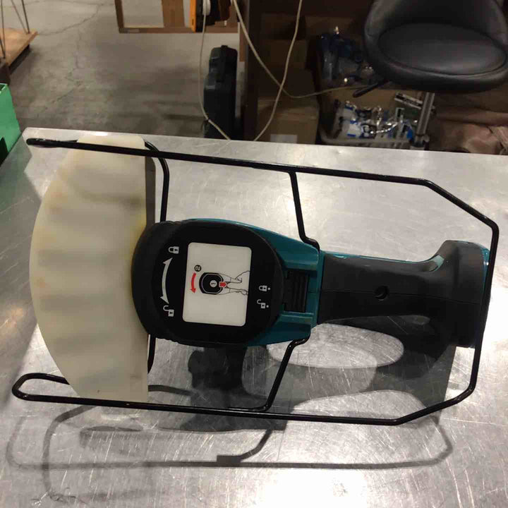 ☆マキタ(makita) コードレスバリカン MUM166DZ【川口店】