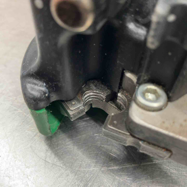 ★ハイコーキ(HIKOKI ※旧:日立工機) コードレス全ネジカッター CL18DSL(NN)【八潮店】