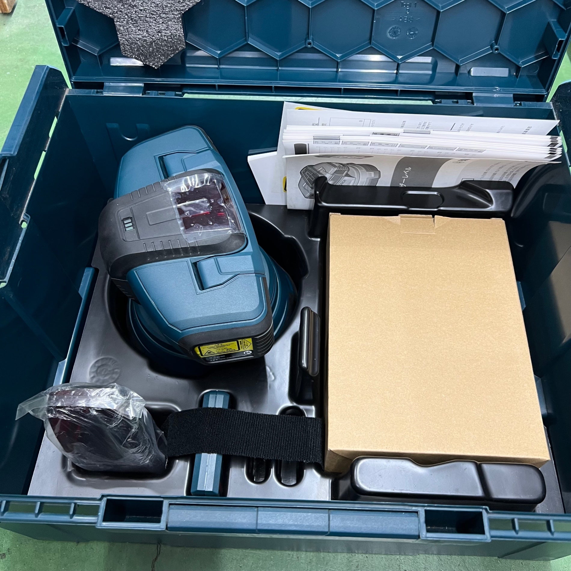 BOSCH GSL2 不陸レーザーレベル【リライズ市川行徳店】【店頭取引限定】【中古】ITZXD6WZCM2B GSL2 不陸レーザーレベル 1台 BOSCH(ボッシュ) 【通販モノタロウ】