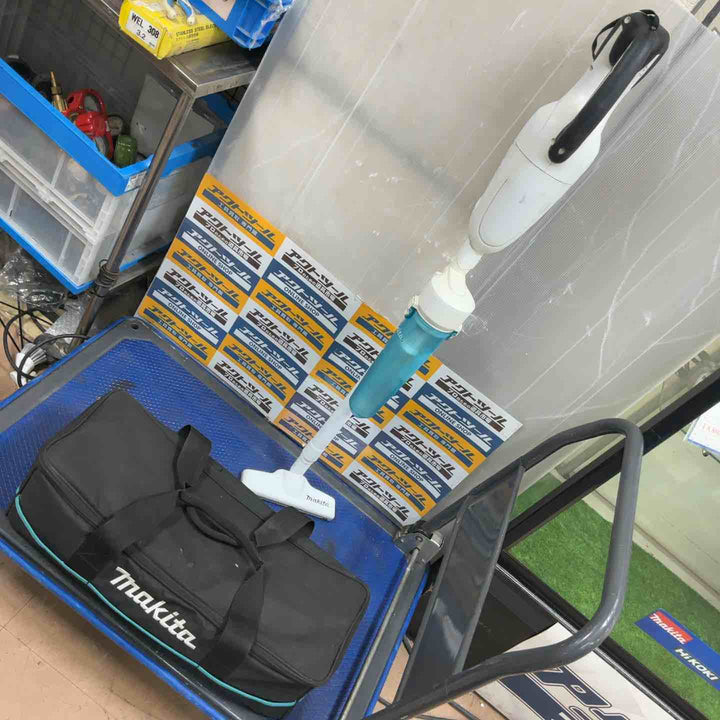 ◇マキタ(makita) コードレスクリーナー CL180FDZW【草加店】