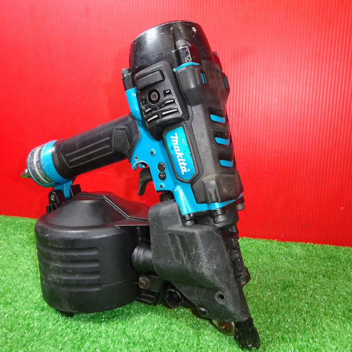 ★マキタ(makita) 高圧エア釘打ち機 AN632HM【岩槻店】