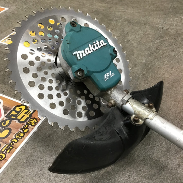 ★マキタ(makita) コードレス草刈機 MUR366DZ【川崎店】